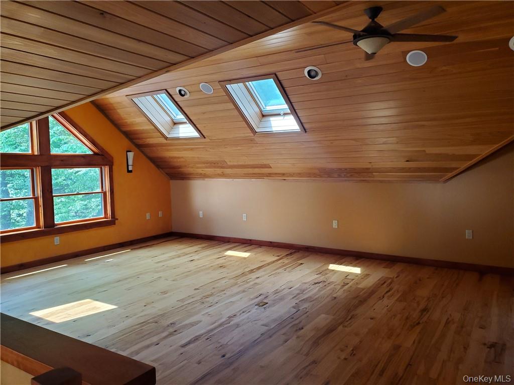 97 Homestead Trail, White Lake, NY 12786