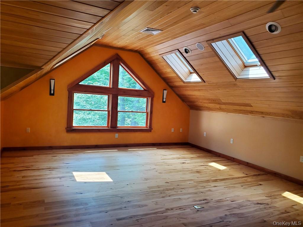 97 Homestead Trail, White Lake, NY 12786