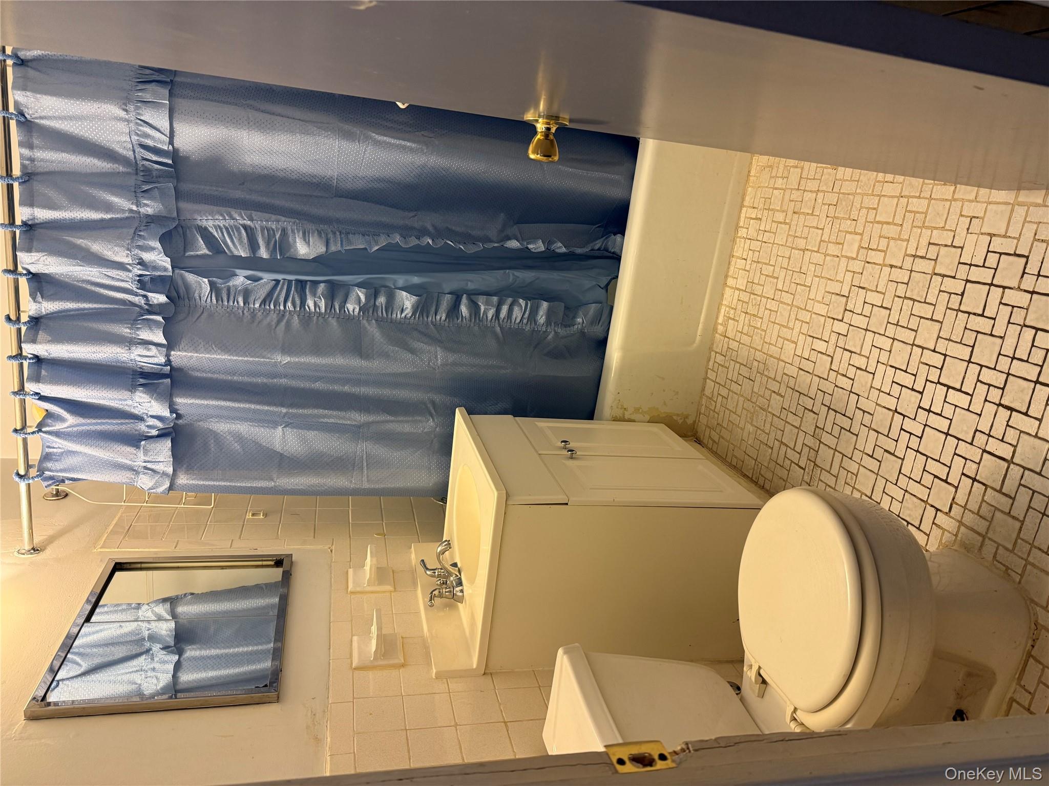 377 N Broadway # 201, Yonkers, NY 10701