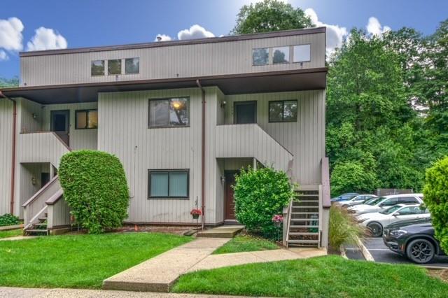 324 N Greeley Avenue, Chappaqua, NY 10514