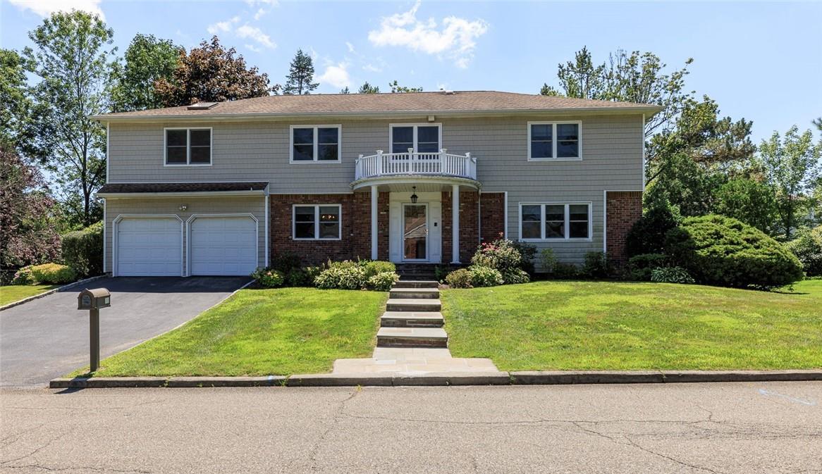 36 Country Ridge Road, Scarsdale, NY 10583