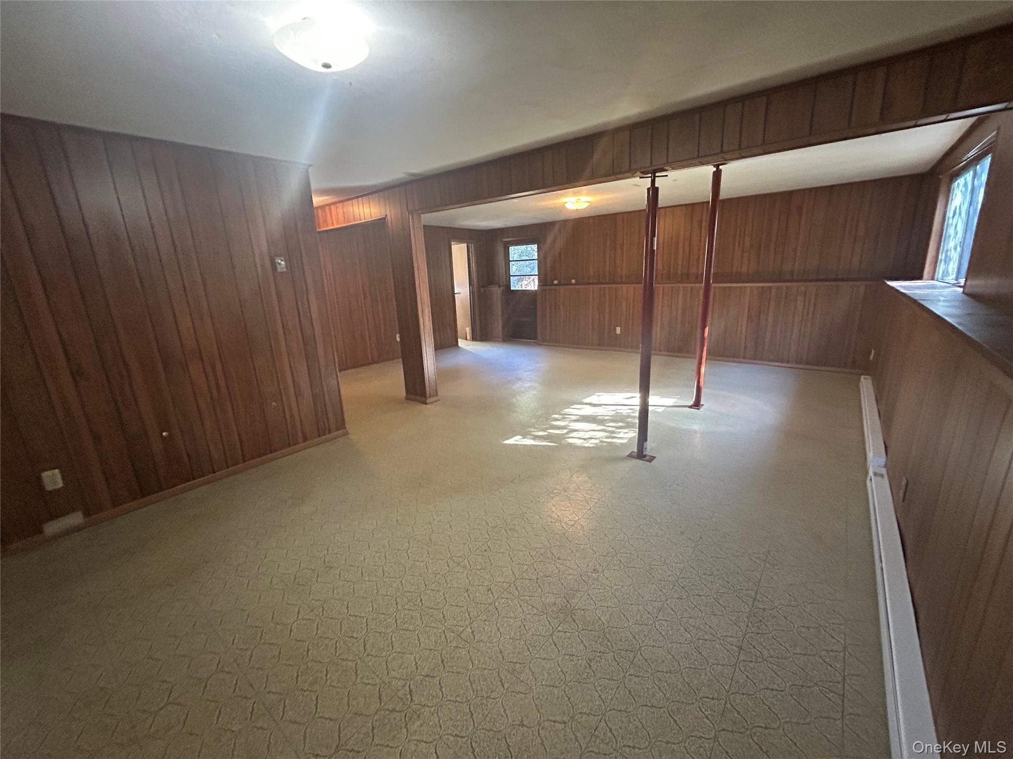 8 Center Road, Carmel, NY 10512