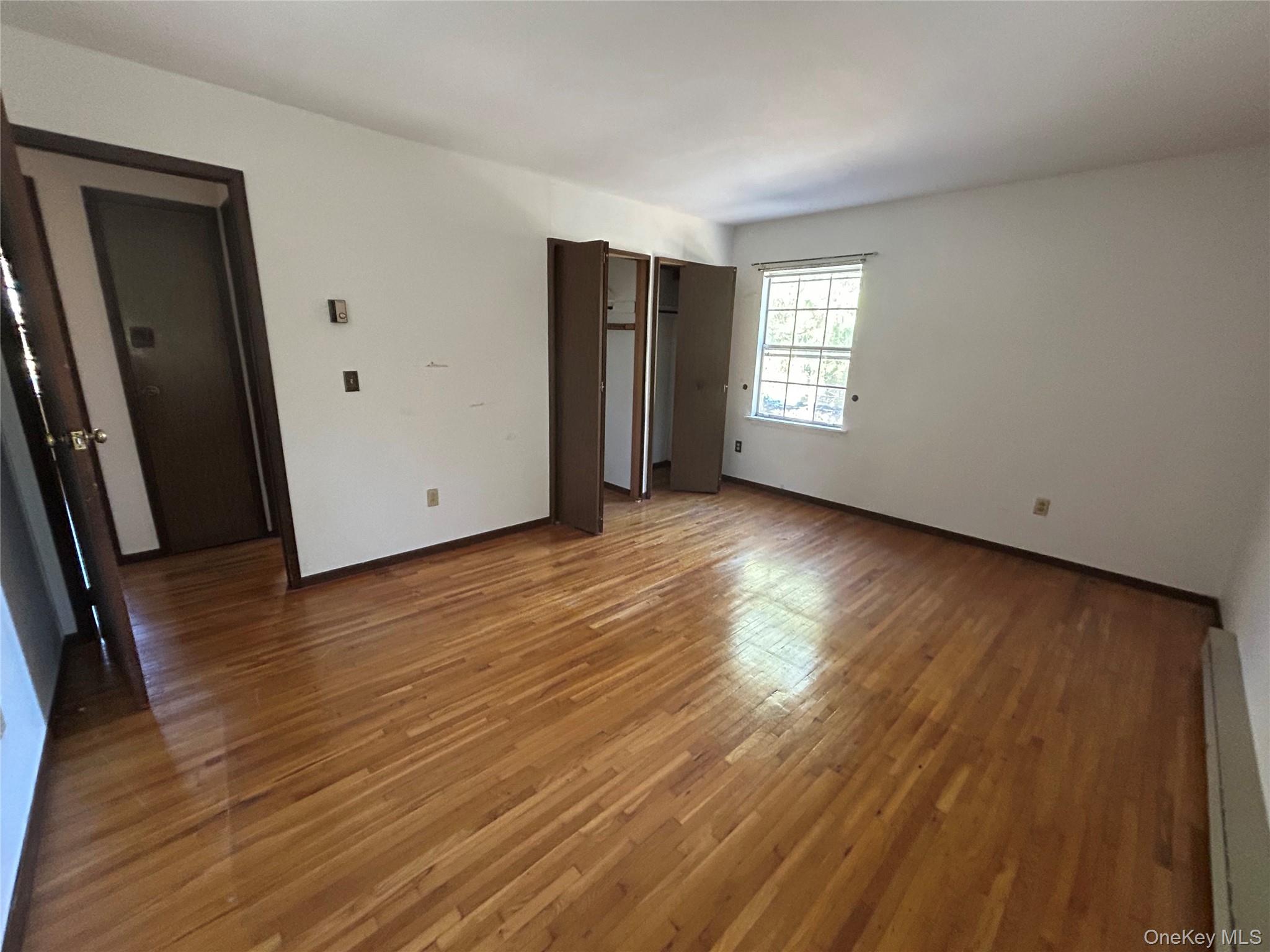 8 Center Road, Carmel, NY 10512