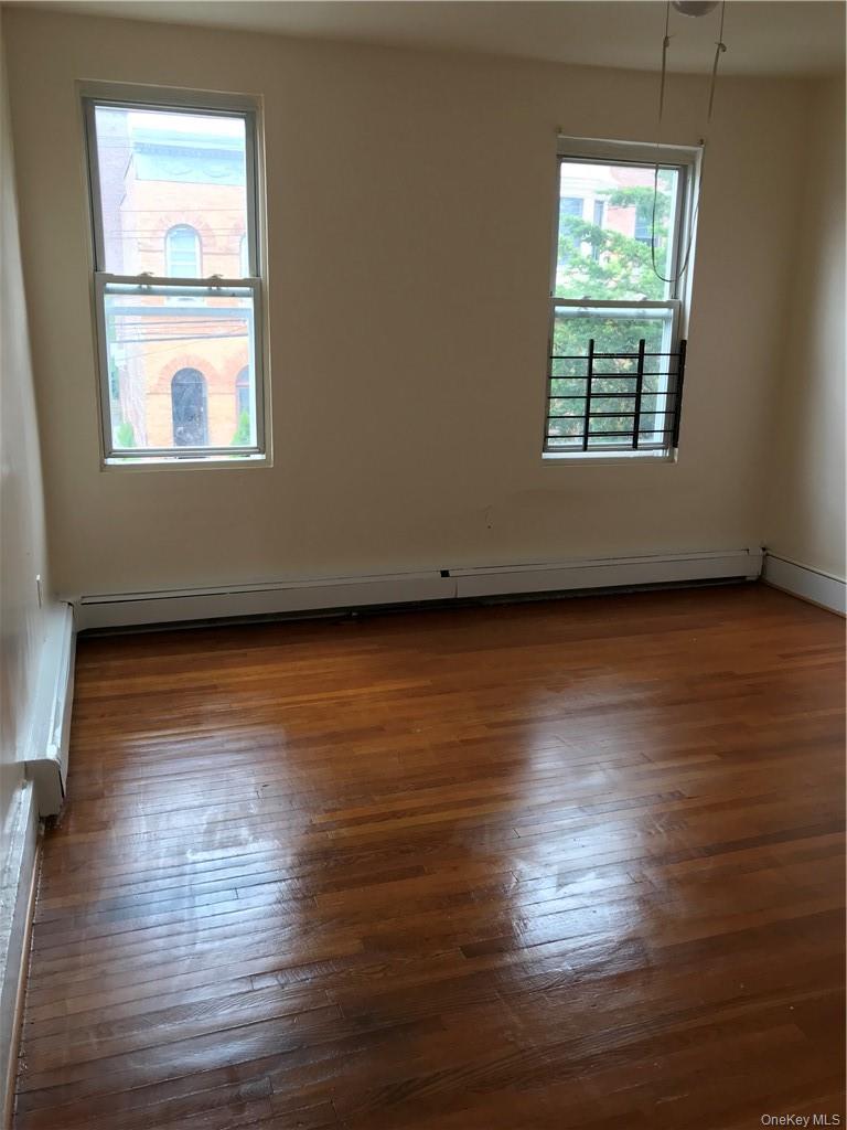 26 Vineyard Avenue, Yonkers, NY 10703