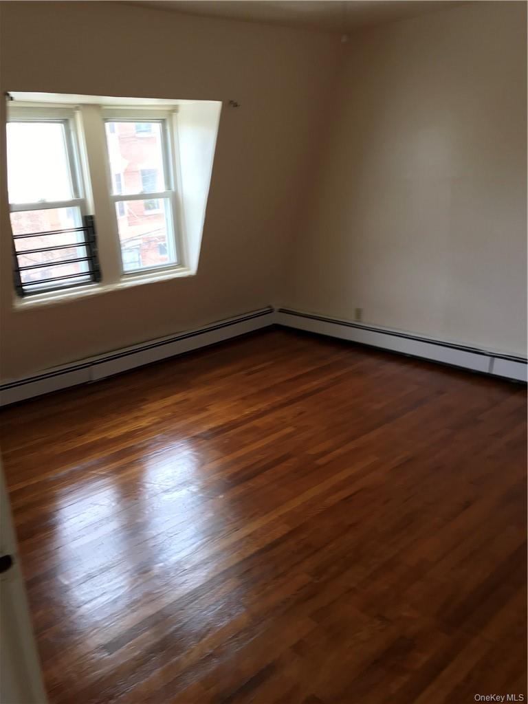 26 Vineyard Avenue, Yonkers, NY 10703