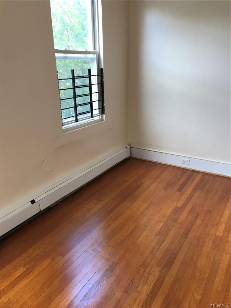 26 Vineyard Avenue, Yonkers, NY 10703