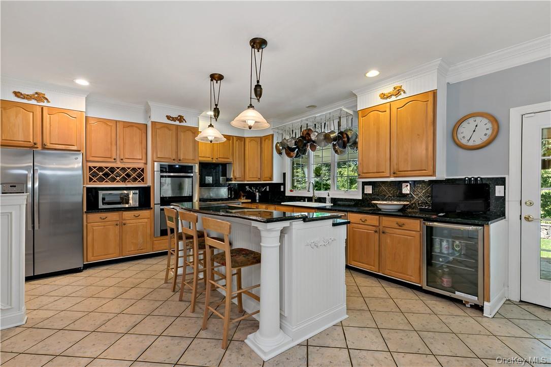 4 Sonoma Road, Cortlandt Manor, NY 10567