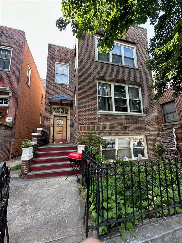 1839 Andrews Avenue, Bronx, NY 10453