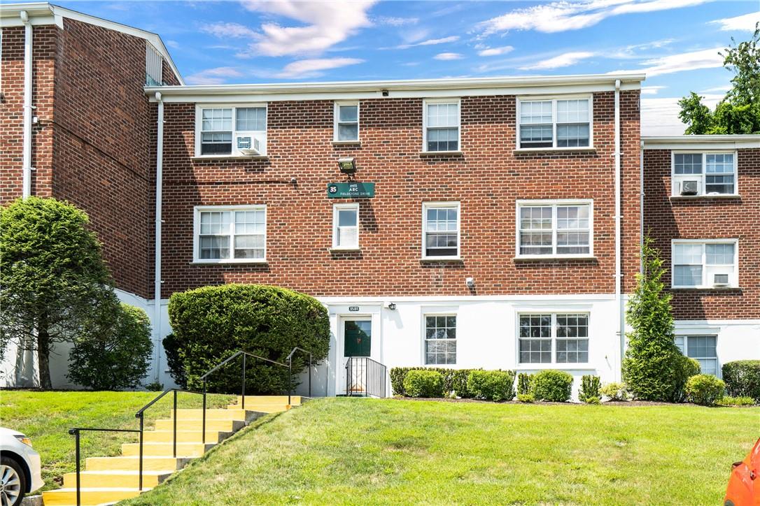 35 Fieldstone Drive # B1, Hartsdale, NY 10530