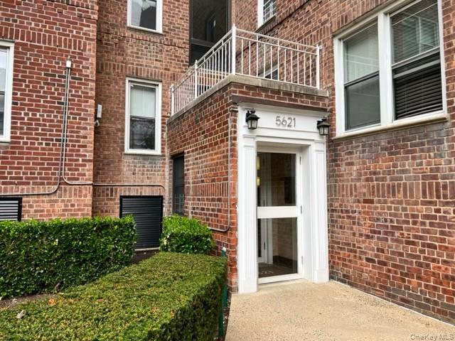 5621 Netherland Avenue # 3C, Bronx, NY 10471