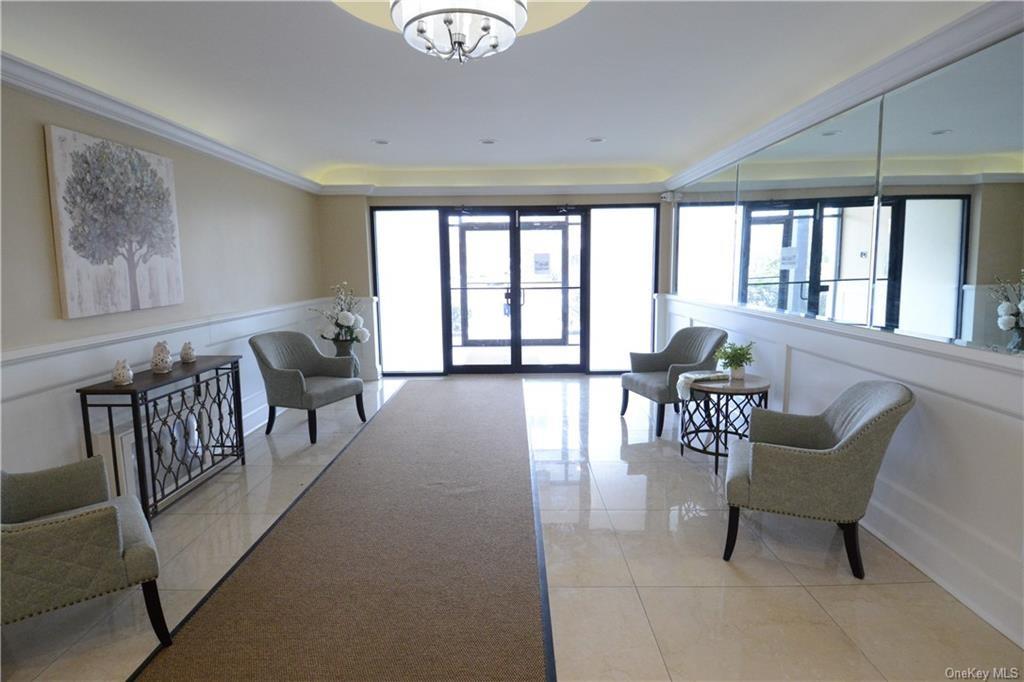 1 Oakridge Place # 3B, Eastchester, NY 10709