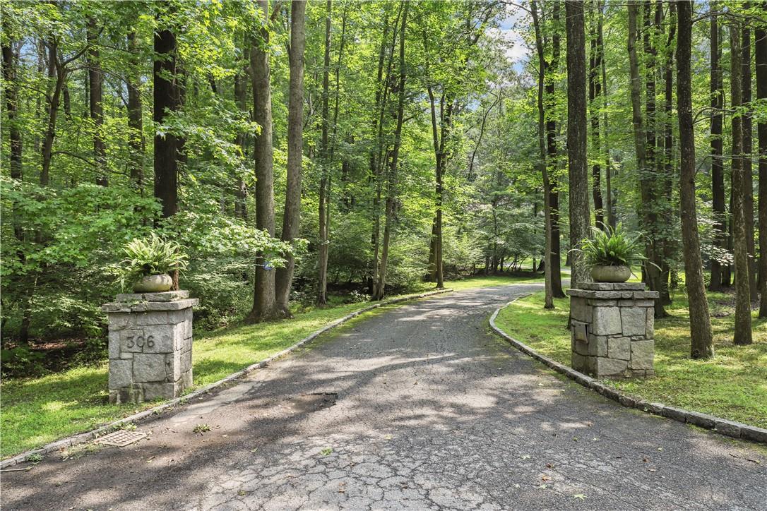 306 W Patent Road, Bedford Corners, NY 10549