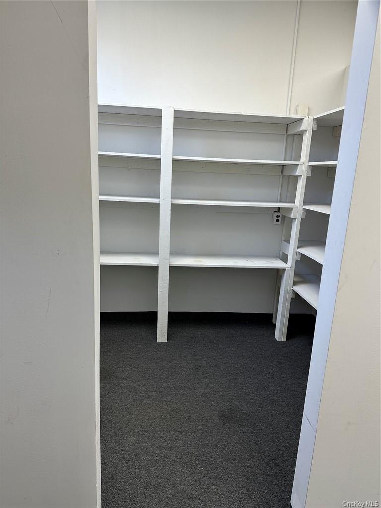 231 S Middletown Road # 7, Nanuet, NY 10954