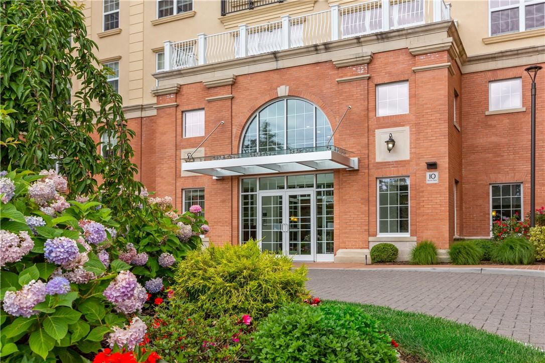 10 Byron Place # PH715, Larchmont, NY 10538