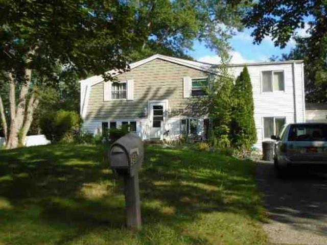 35 Ivy League Lane, Stony Brook, NY 11790