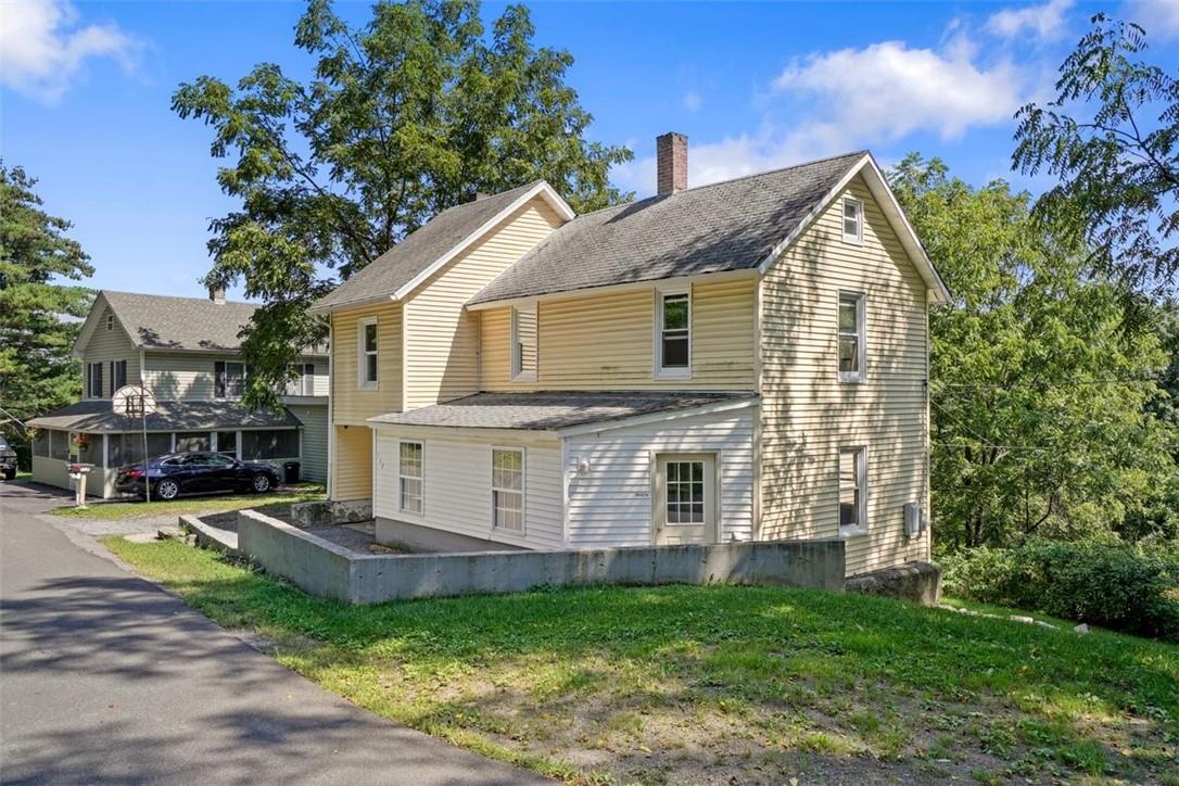 117 Half Moon Road, Highland, NY 12528