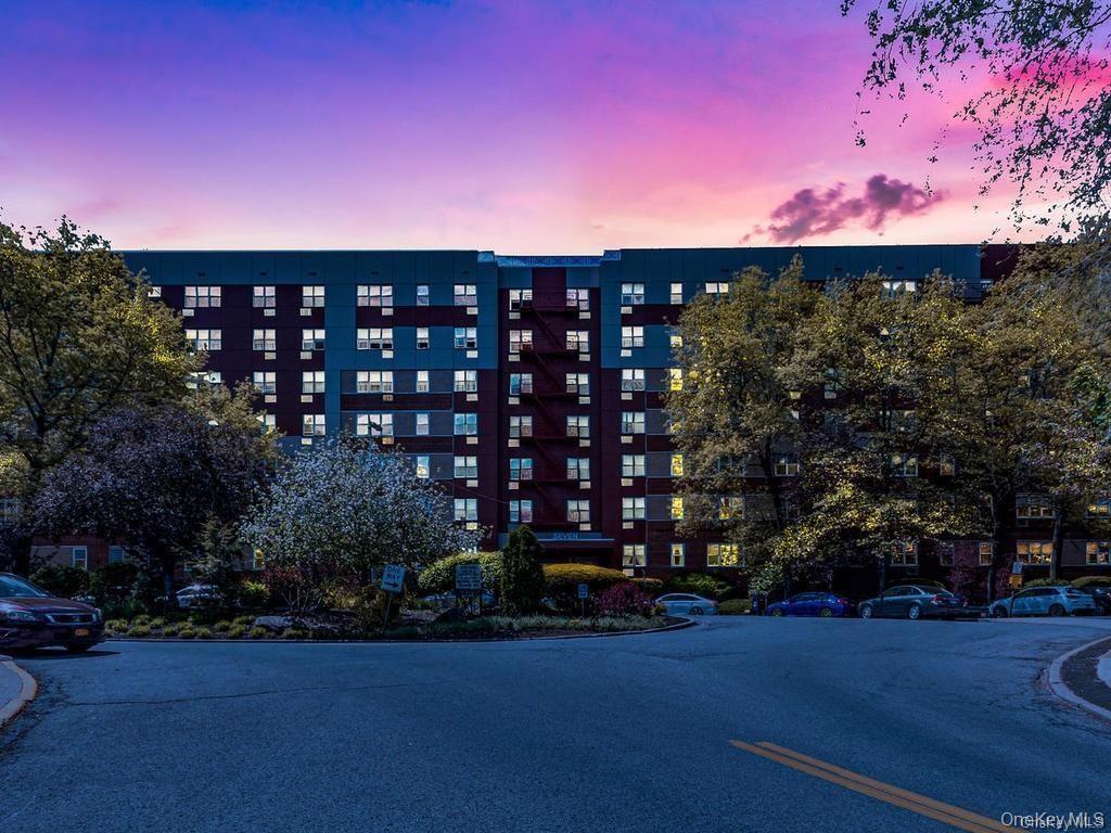 7 Balint Drive # 625, Yonkers, NY 10710