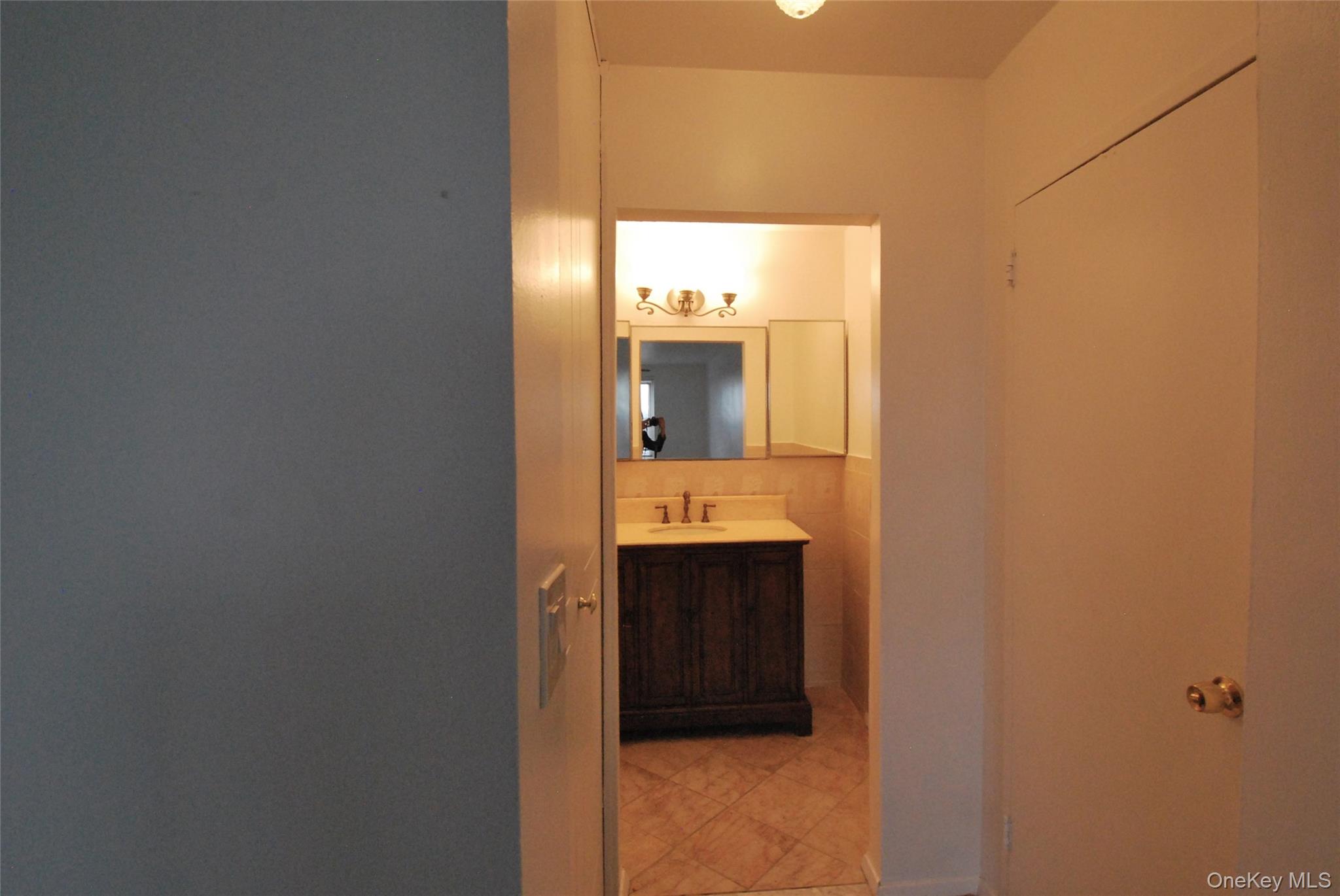 7 Balint Drive # 625, Yonkers, NY 10710