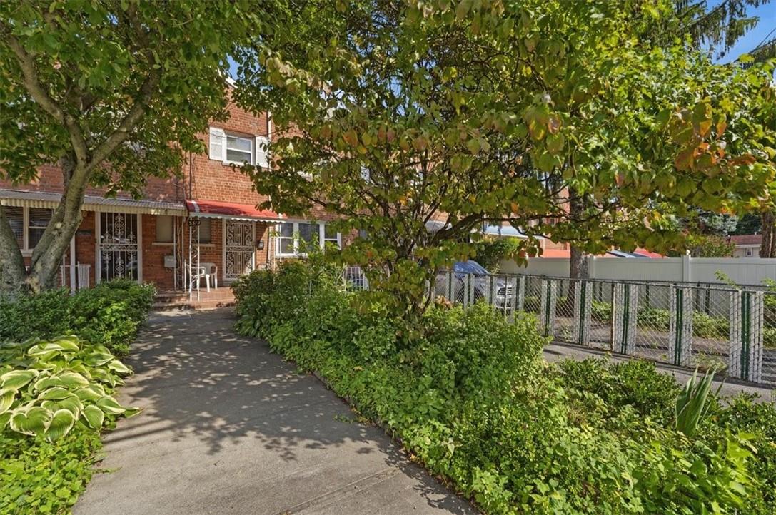 3312 Gunther Avenue, Bronx, NY 10469