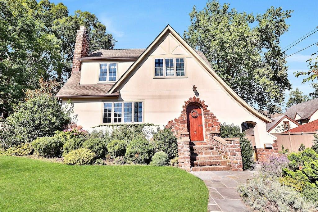 6 Sickles Avenue, Nyack, NY 10960