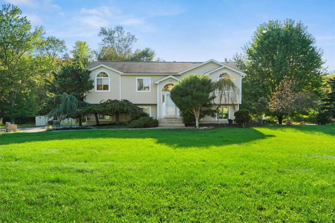 44 Country Hollow, Highland Mills, NY 10930