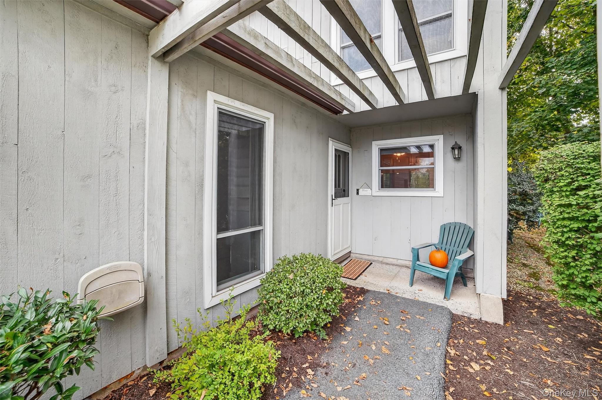 1 Woods View Court # 1, Yorktown Heights, NY 10598