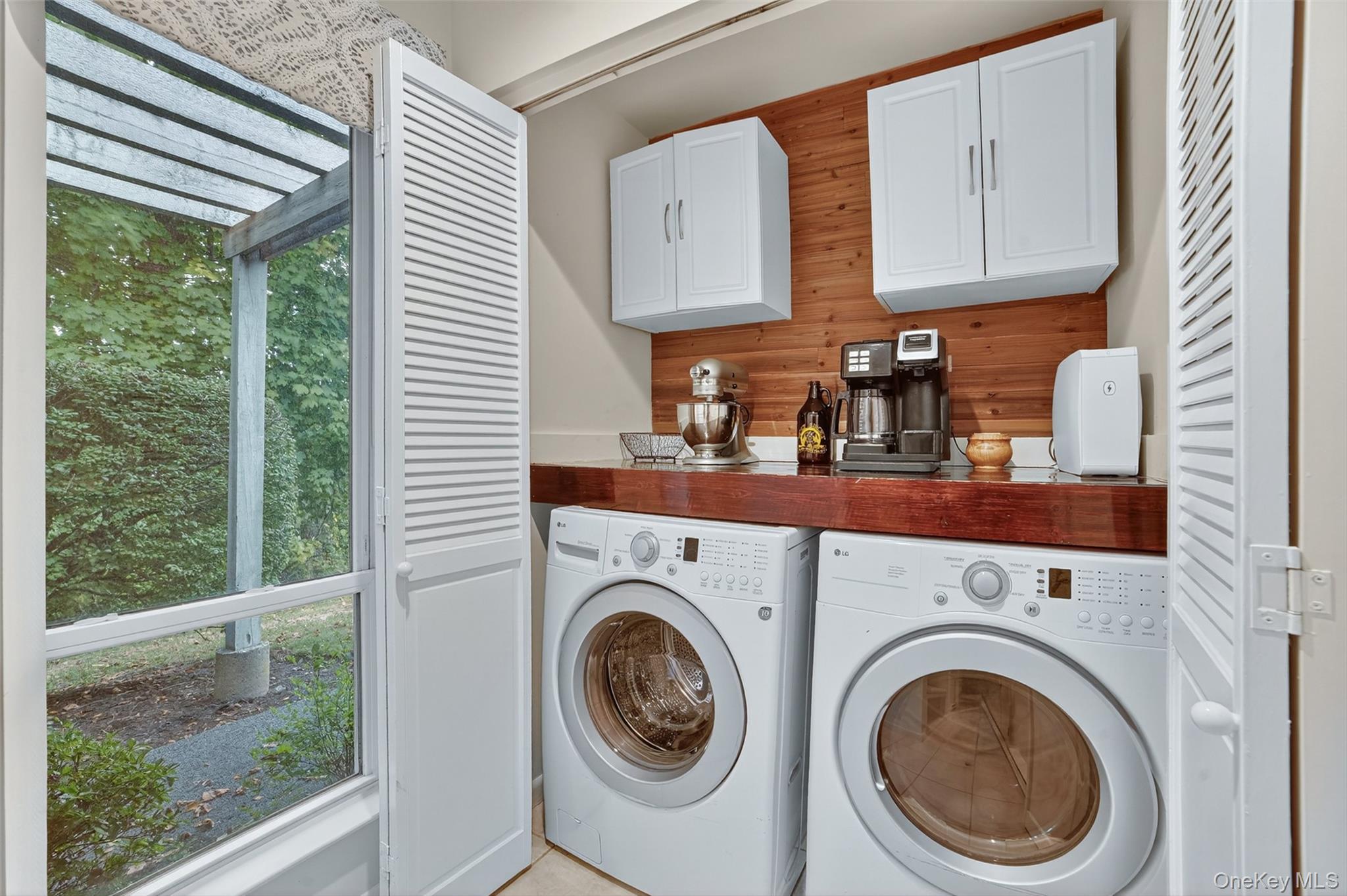 1 Woods View Court # 1, Yorktown Heights, NY 10598