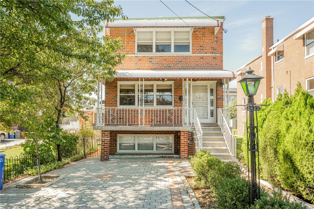 2423 Woodhull Avenue, Bronx, NY 10469