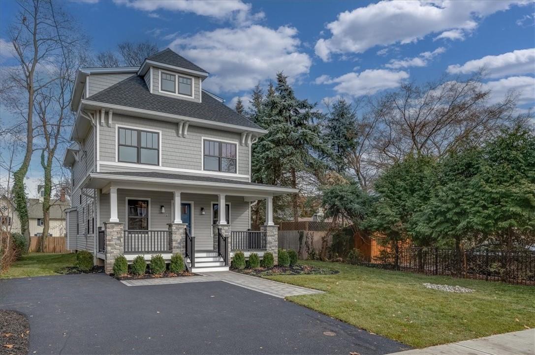 8 Mansfield Avenue, Nyack, NY 10960