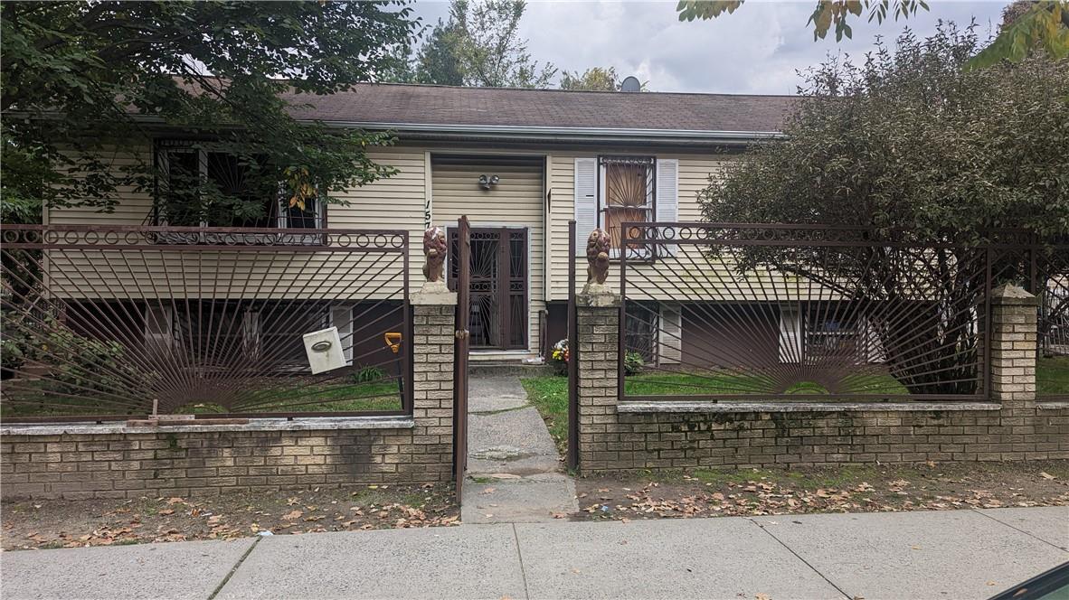 1574 Crotona Park E, Bronx, NY 10460