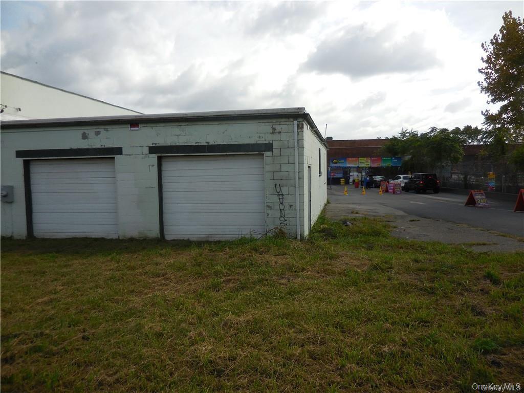 146 S Robinson Avenue # B, Newburgh, NY 12550