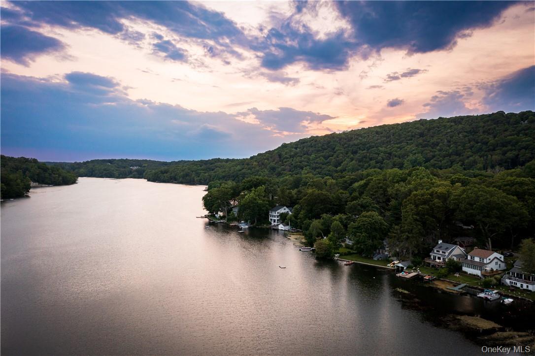 24 Cove Road, South Salem, NY 10590