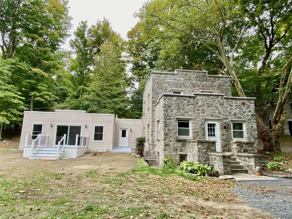 563 Old Indian Road, Milton, NY 12547