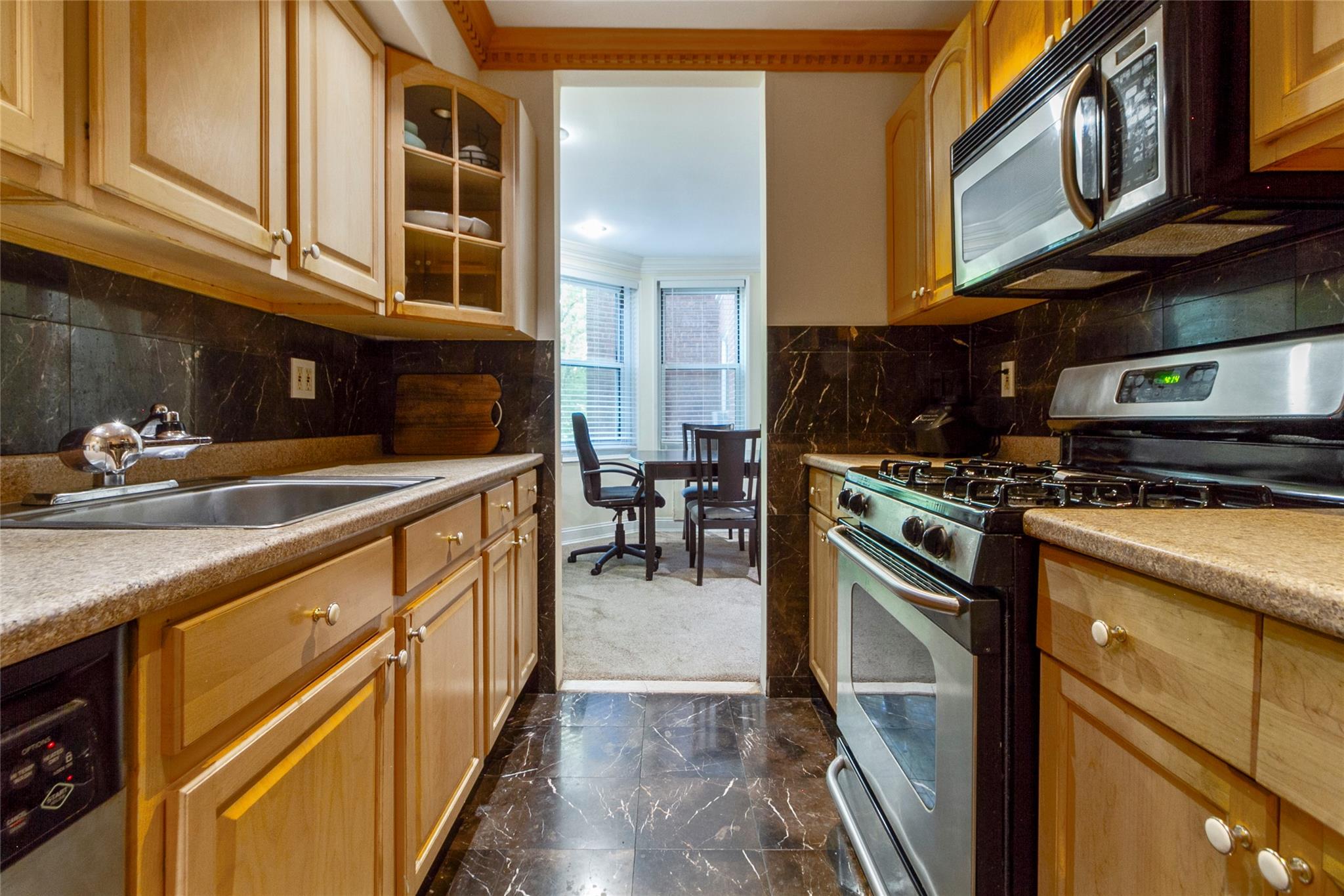 1296 Midland Avenue # G3, Yonkers, NY 10704