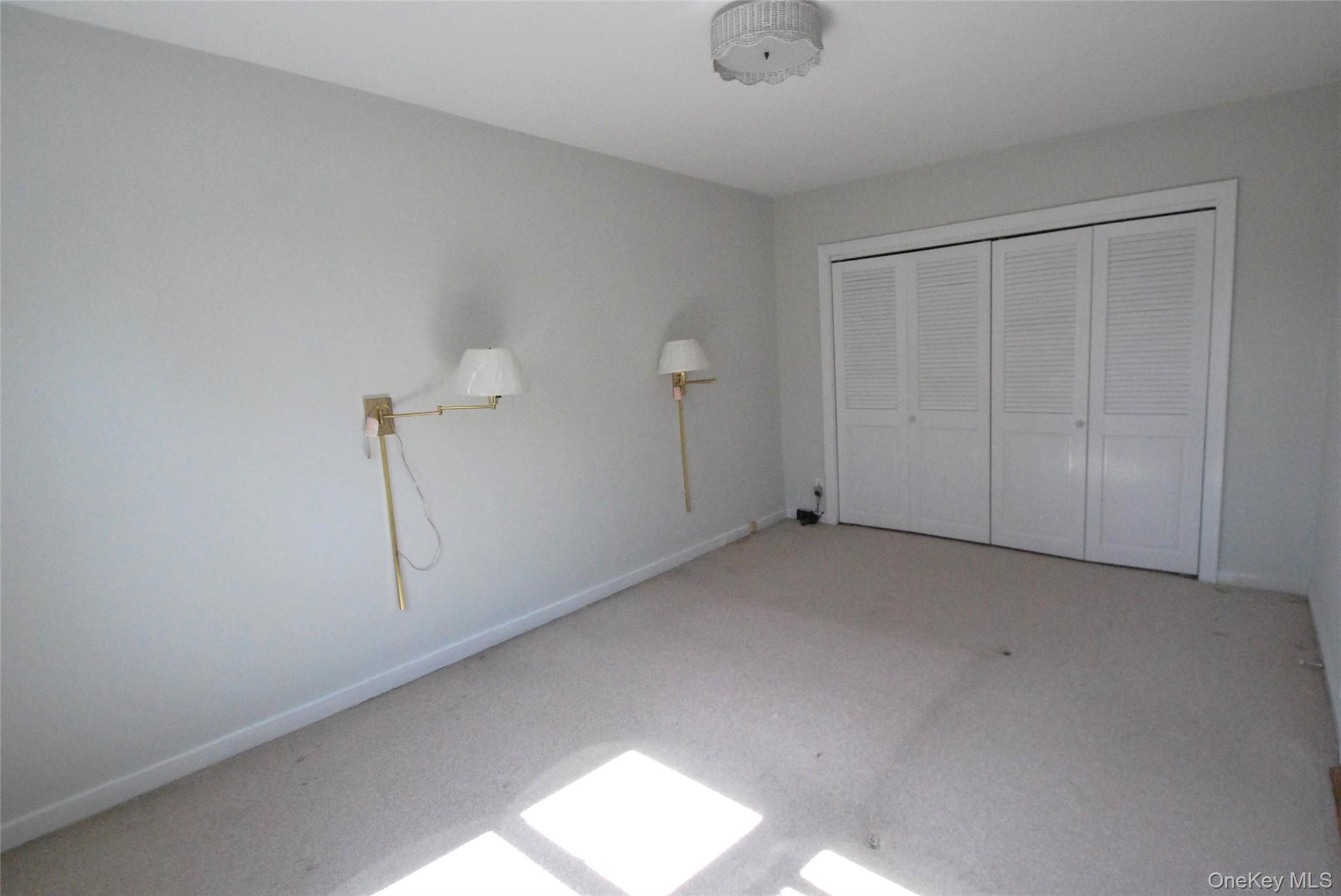 16 Wainwright # 2B, Yonkers, NY 10710