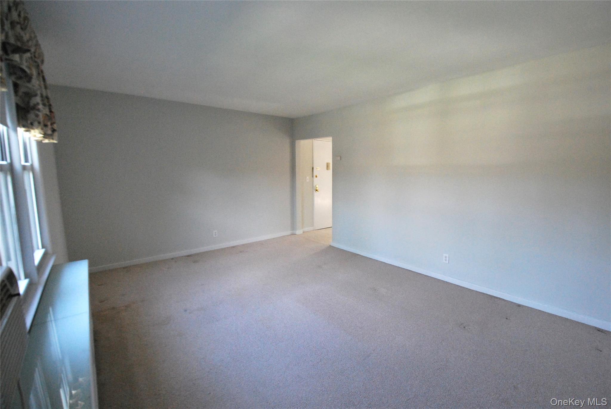 16 Wainwright # 2B, Yonkers, NY 10710