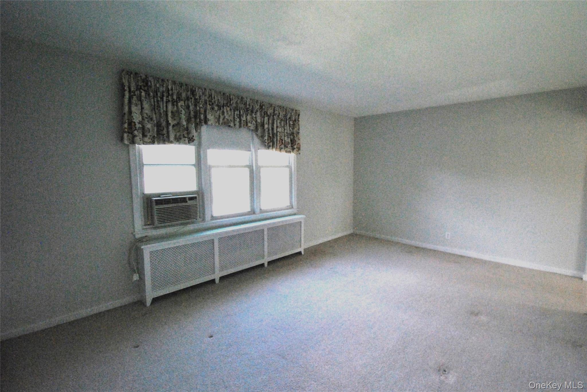 16 Wainwright # 2B, Yonkers, NY 10710