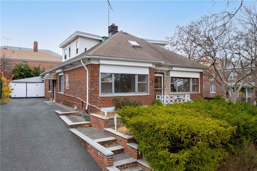 1269 Pelham Parkway N, Bronx, NY 10469