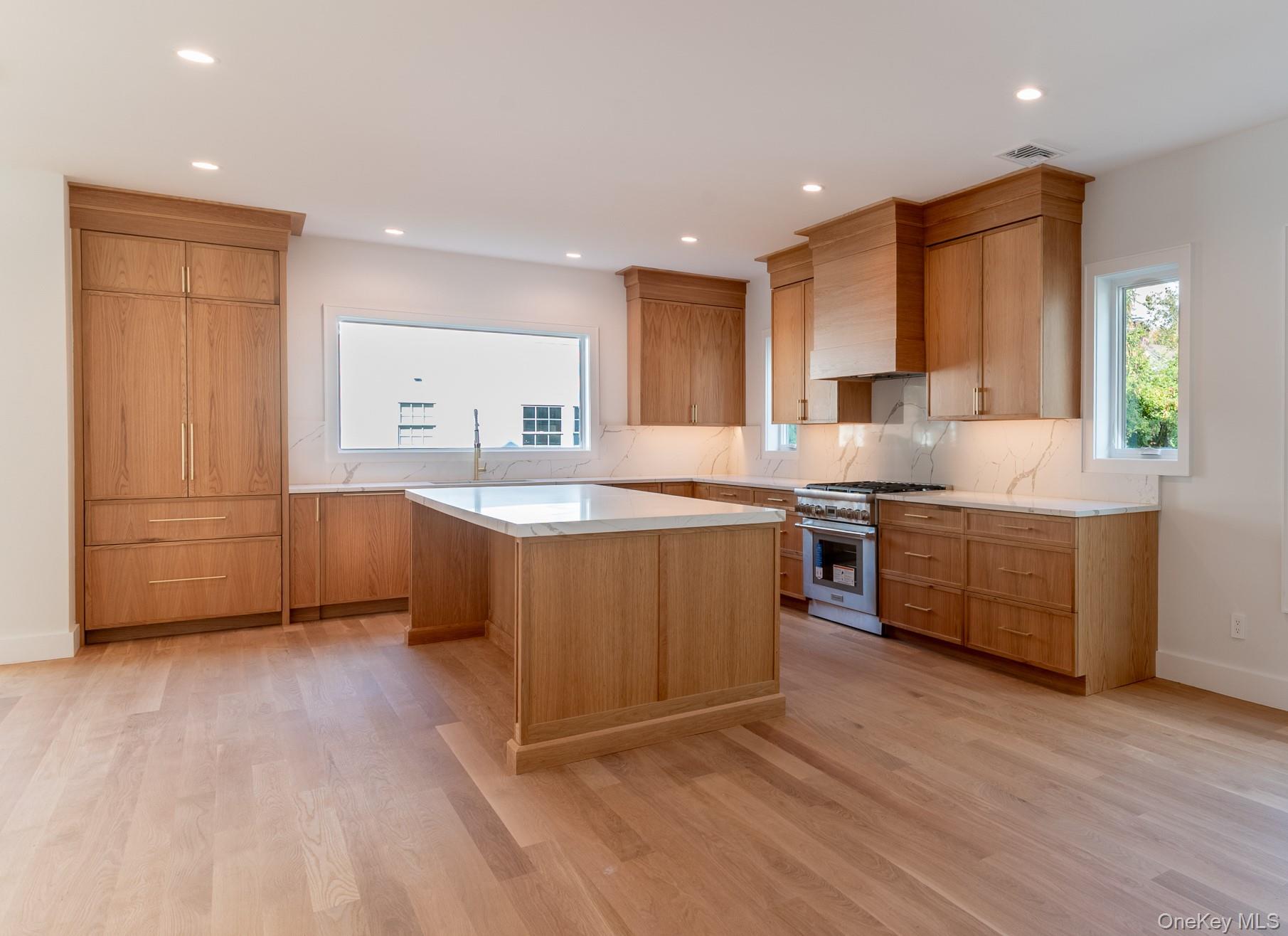 233 Nelson Road, Scarsdale, NY 10583