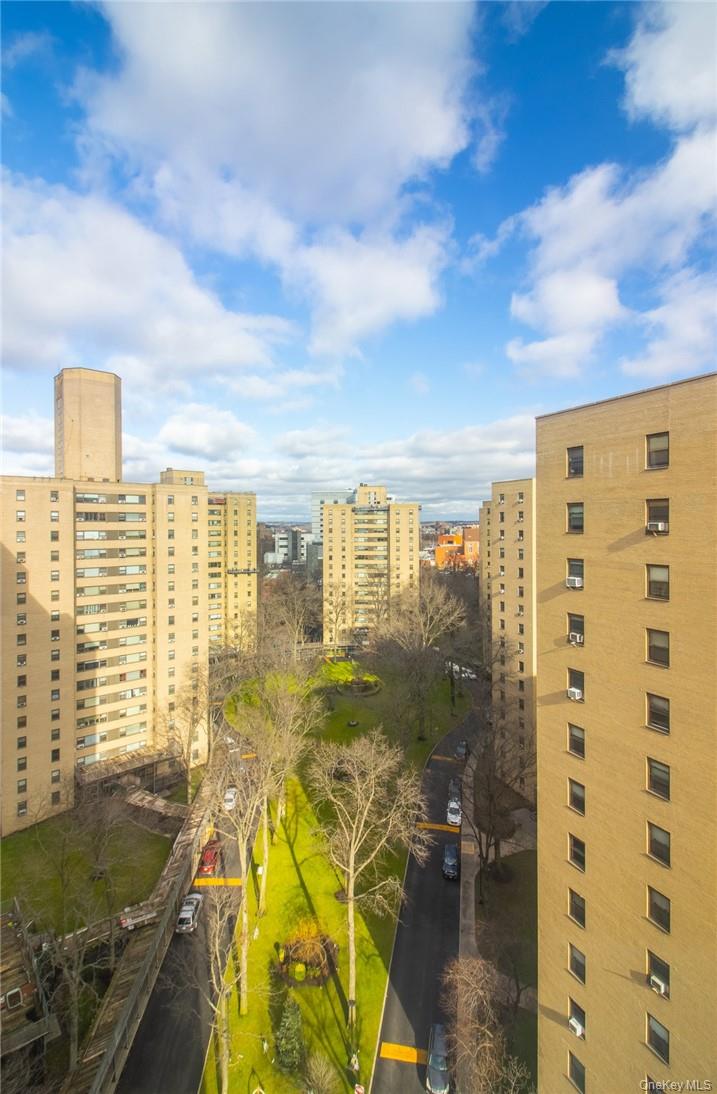 1 Fordham Hill Oval # 16G, Bronx, NY 10468