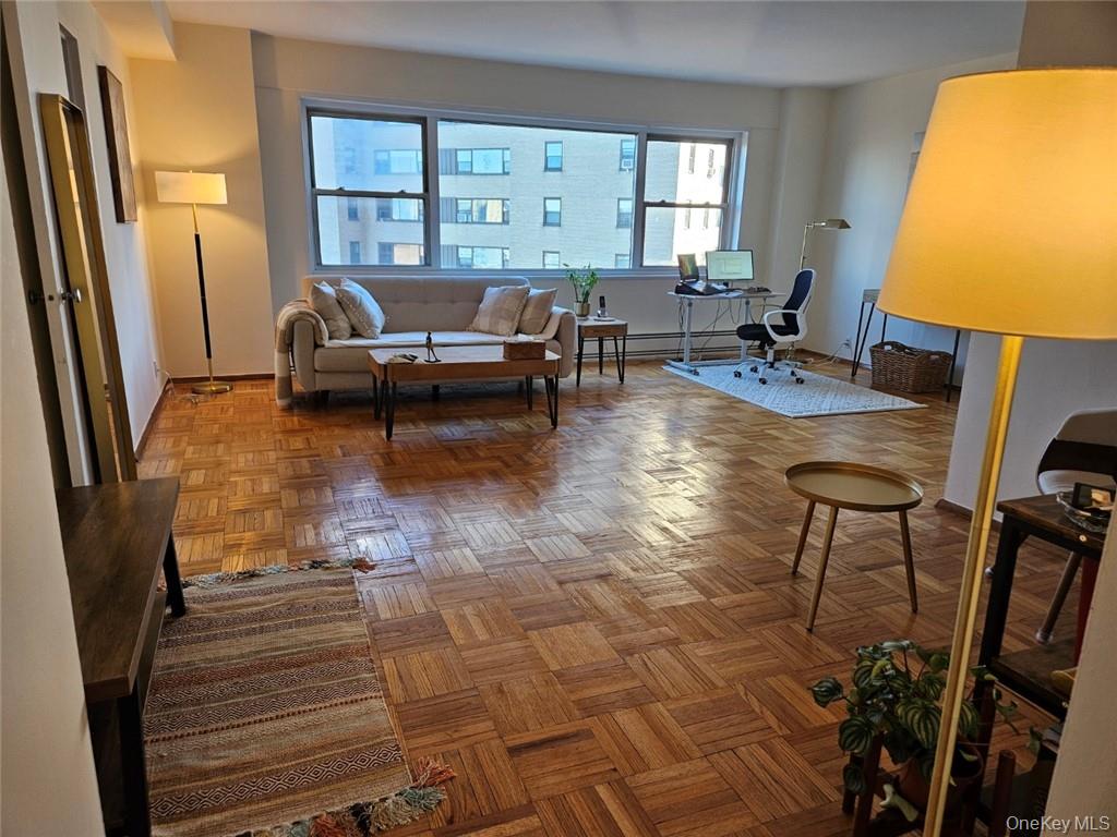 4 E Fordham Hill Oval # 9D, Bronx, NY 10468