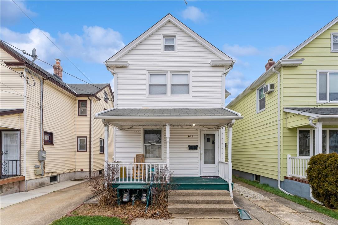 168 Lincoln Avenue, Mineola, NY 11501