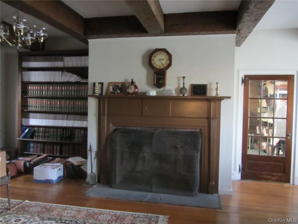 6166 State Route 42, Woodbourne, NY 12733