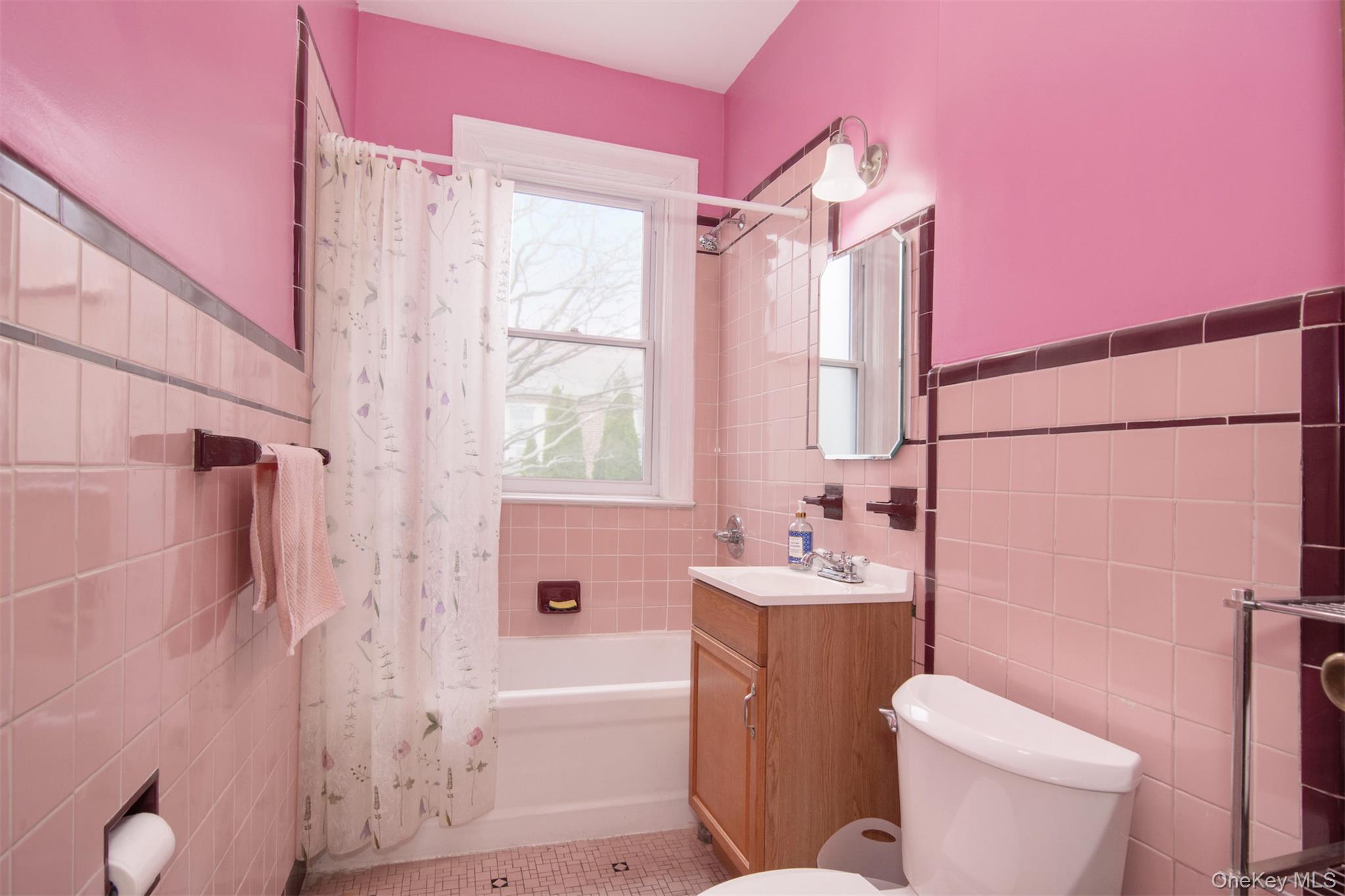 1087 Pierce Avenue, Bronx, NY 10461