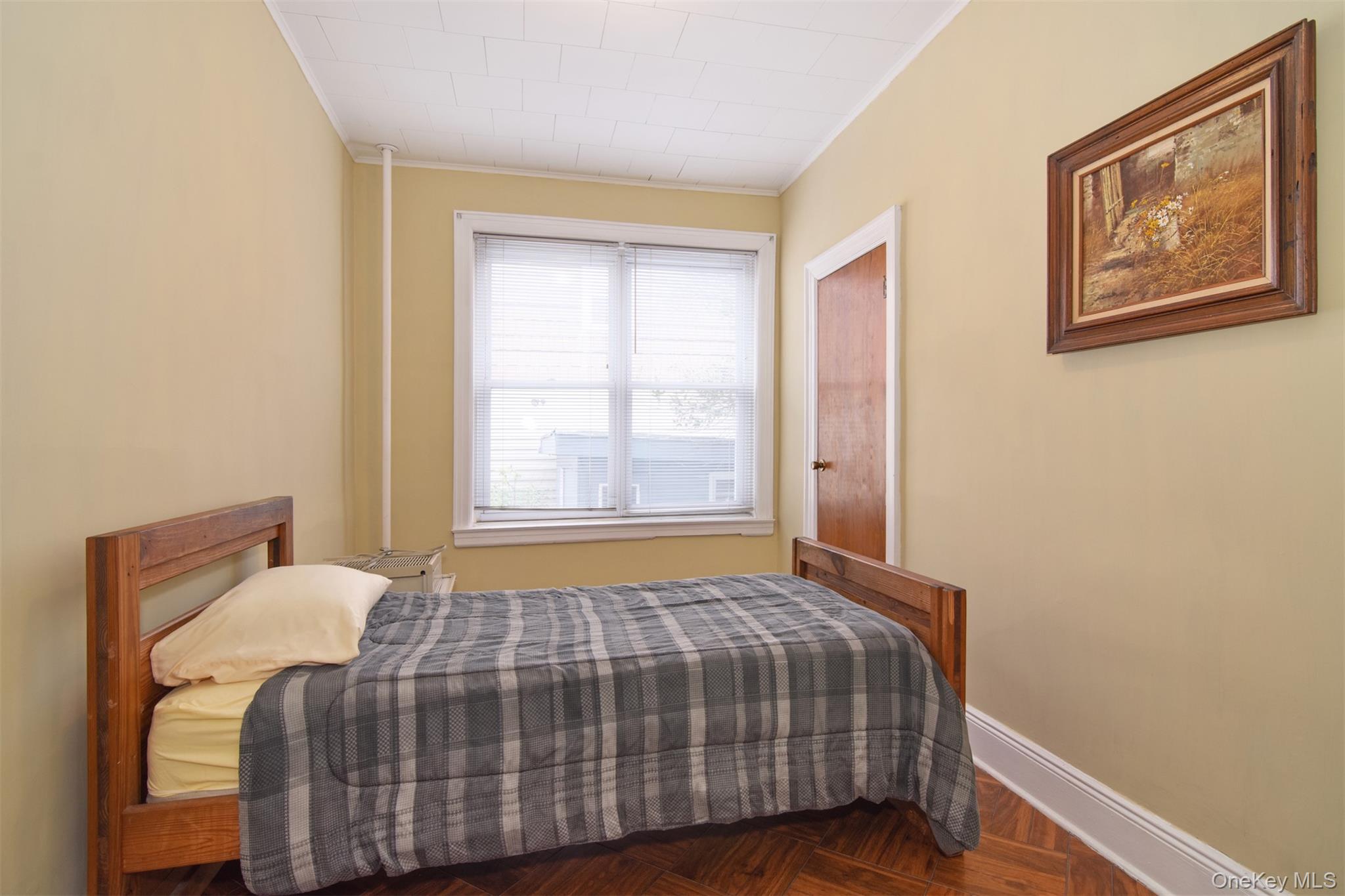 1087 Pierce Avenue, Bronx, NY 10461