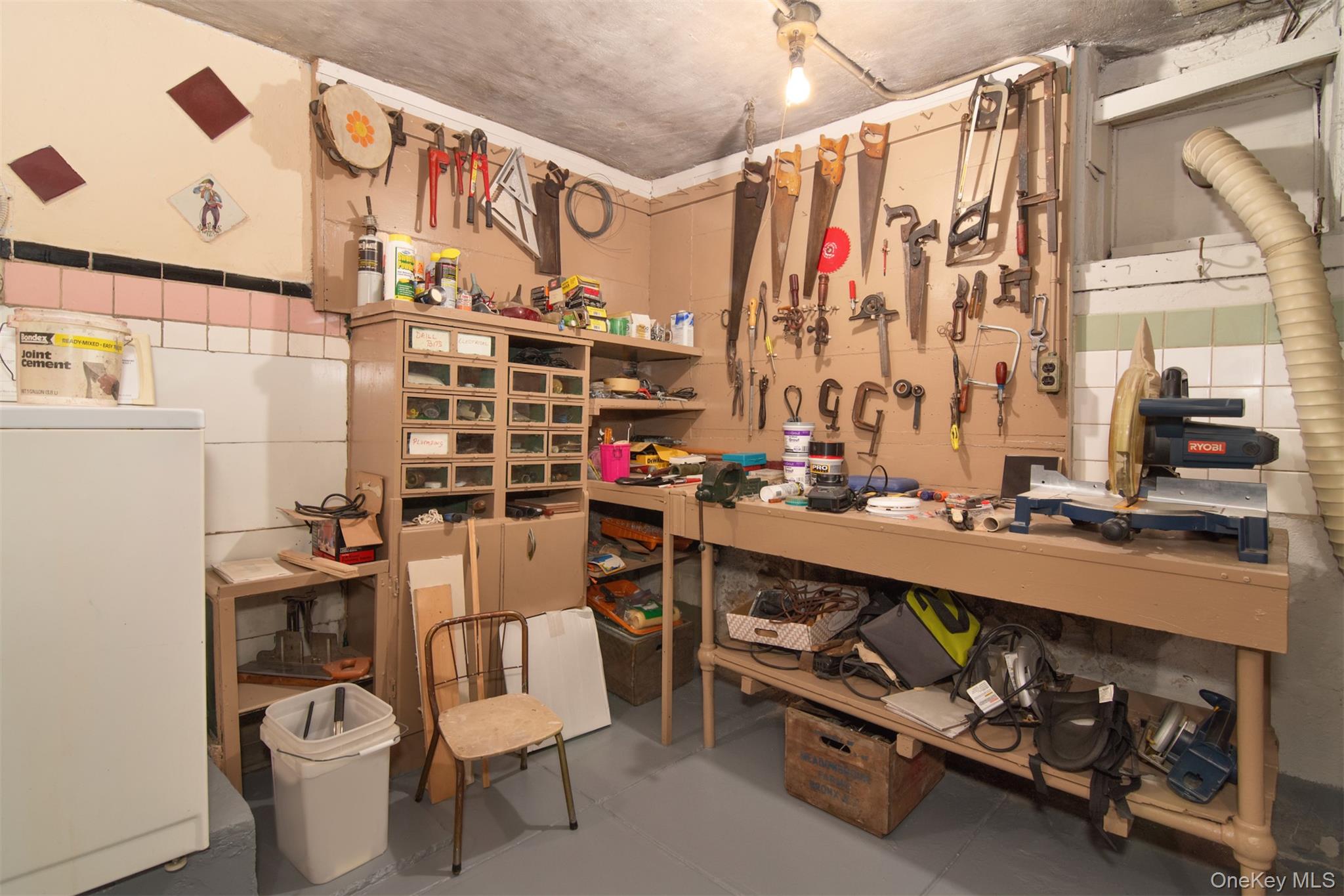 1087 Pierce Avenue, Bronx, NY 10461