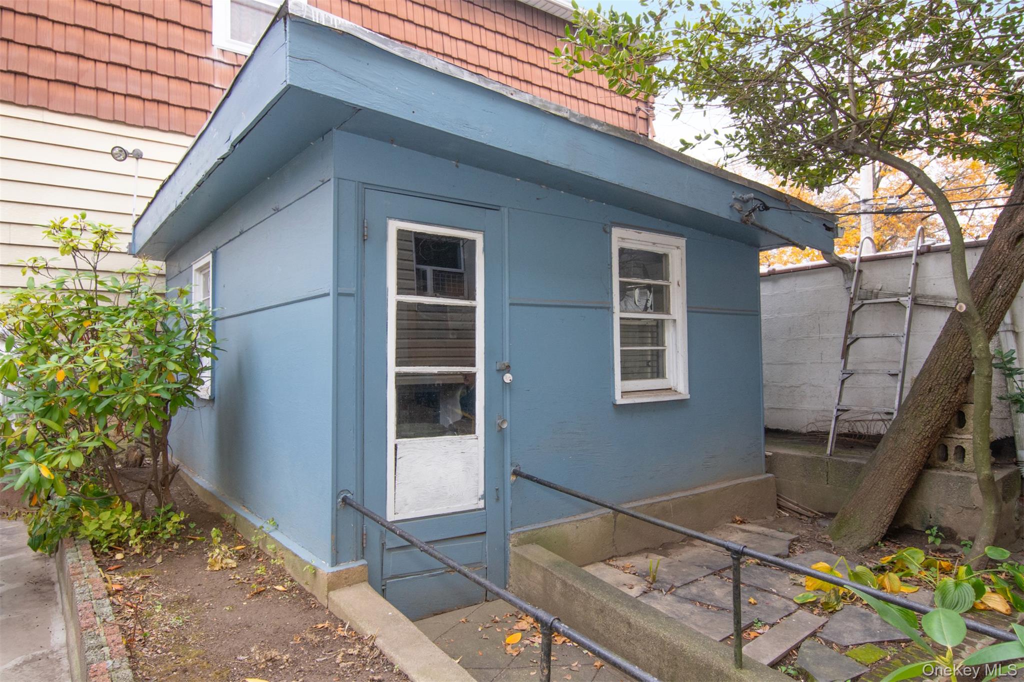 1087 Pierce Avenue, Bronx, NY 10461