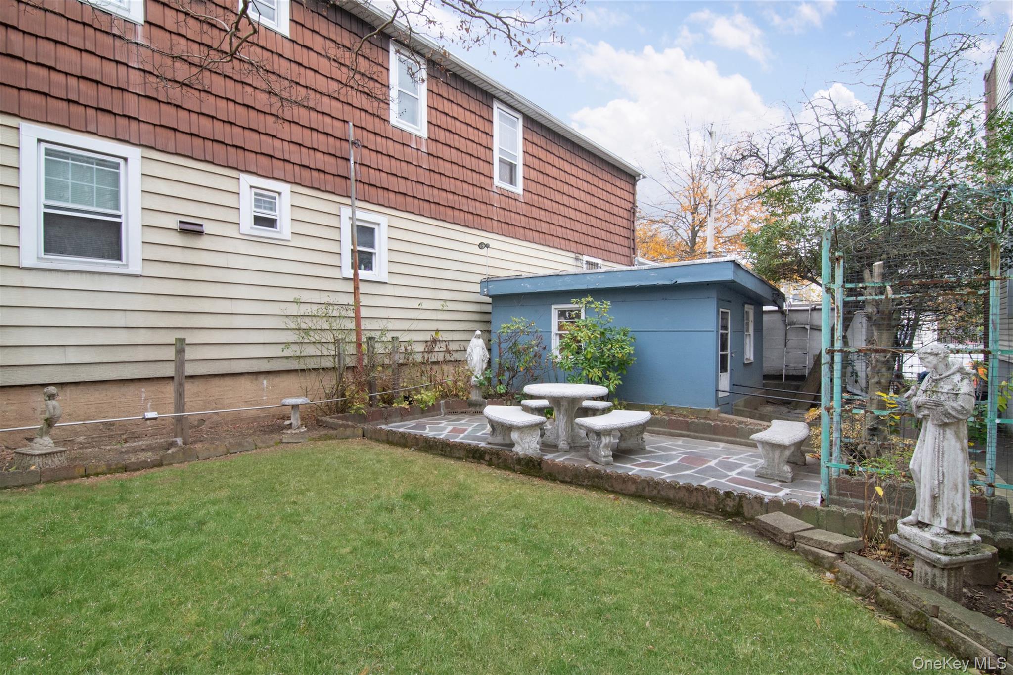 1087 Pierce Avenue, Bronx, NY 10461