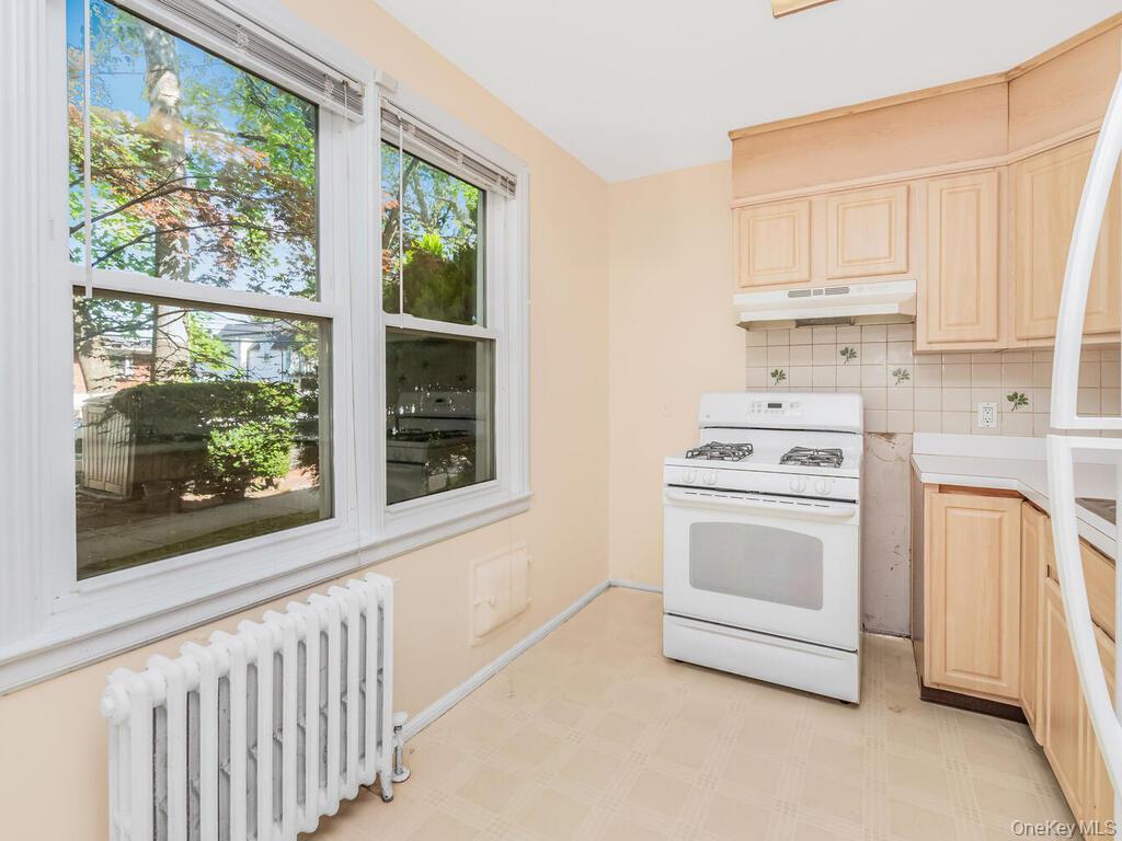 143 Hilltop Acres # 143, Yonkers, NY 10704