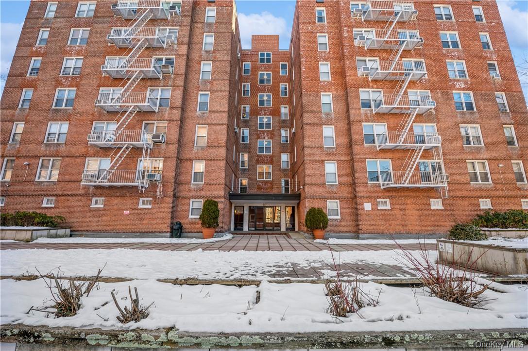 517 Riverdale Avenue # 4B 5B, Yonkers, NY 10705